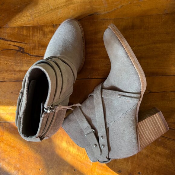 Sam Edelman Merton Suede Ankle Boots in Putty | Size 6.5 | NIB - Picture 3 of 11